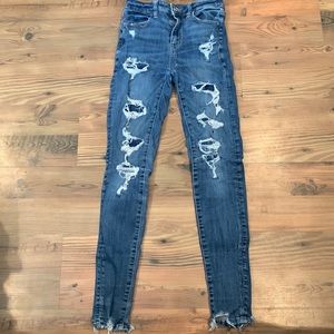 American Eagle, size 0, blue jeans, distressed, frayed